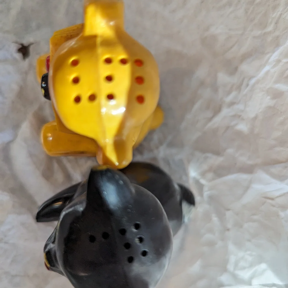 Last call.Vintage salt and pepper